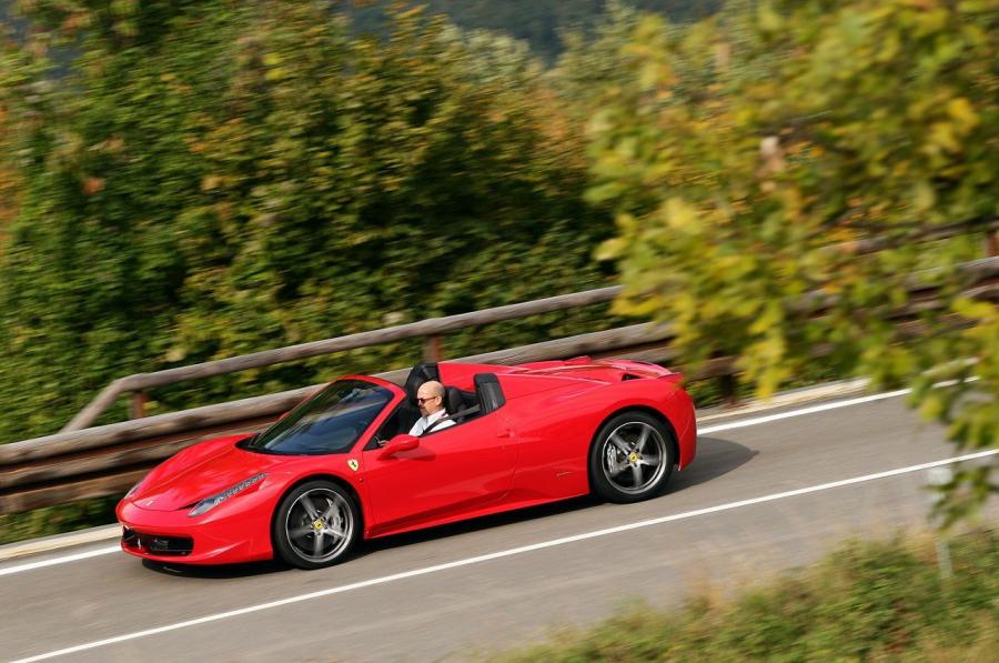  Ferrari 458 Spider 2012 года  (фото 106 из 136)